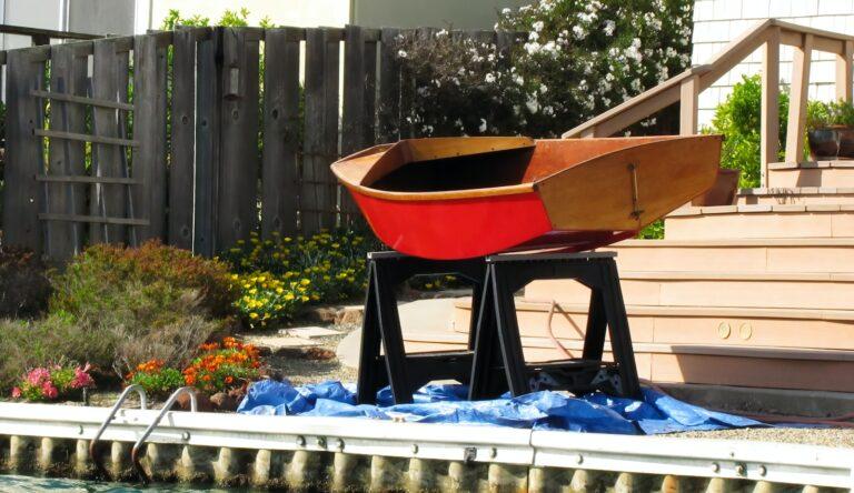 Best Non-Slip Deck Paint for Boats